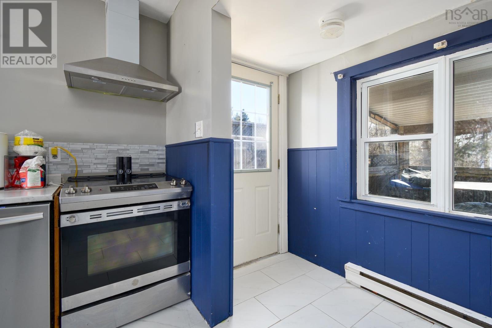 110 Macrae Avenue, Sydney River, Nova Scotia  B1S 1M2 - Photo 17 - 202506201