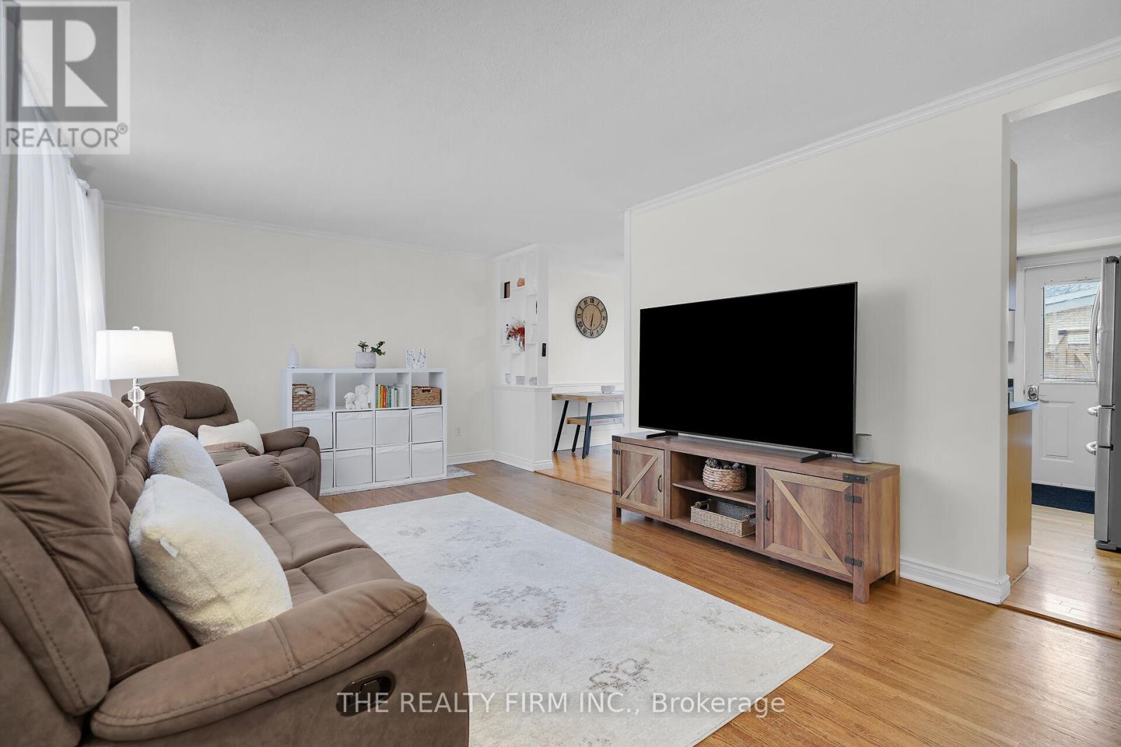 Photo 7 of 43 for 412 Regal Drive