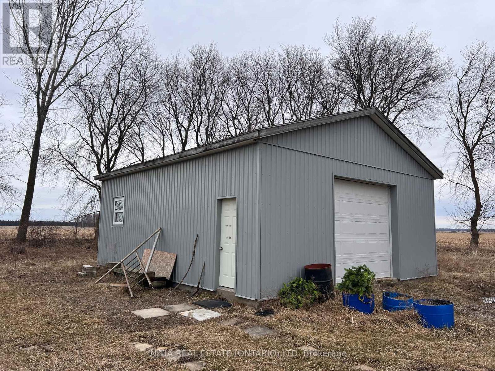 Property at 69228 CORBETT LINE image 4