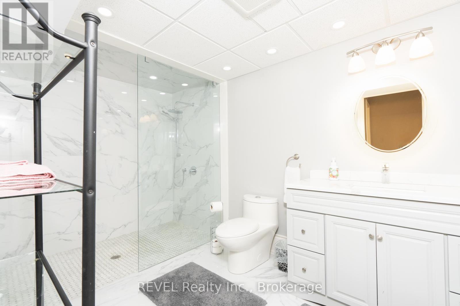 27 Hickory Avenue, Niagara-On-The-Lake, Ontario  L0S 1J1 - Photo 26 - X12050320