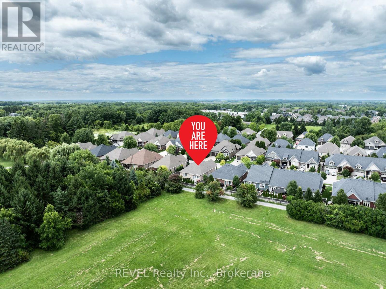 27 Hickory Avenue, Niagara-On-The-Lake, Ontario  L0S 1J1 - Photo 27 - X12050320