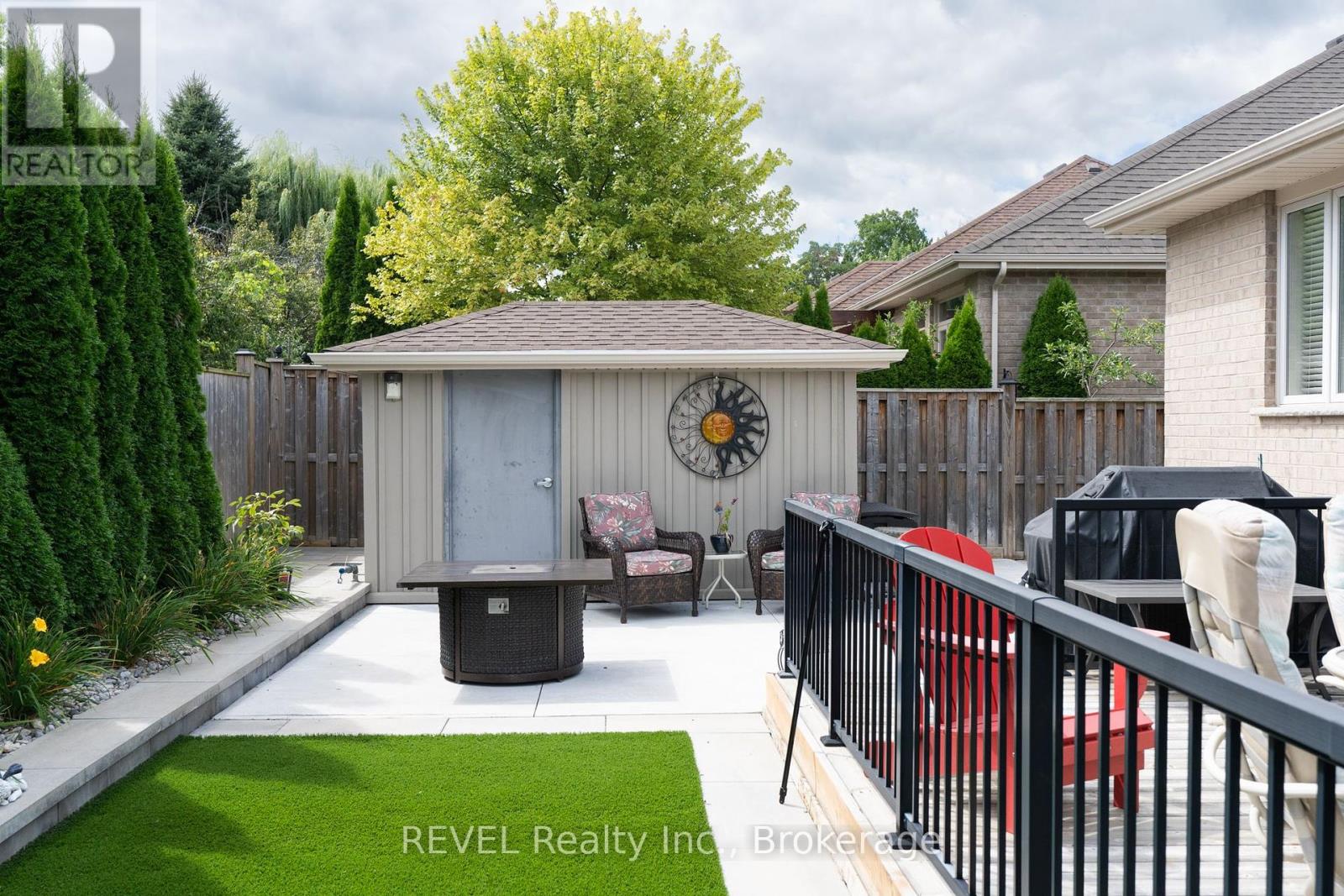 27 Hickory Avenue, Niagara-On-The-Lake, Ontario  L0S 1J1 - Photo 35 - X12050320