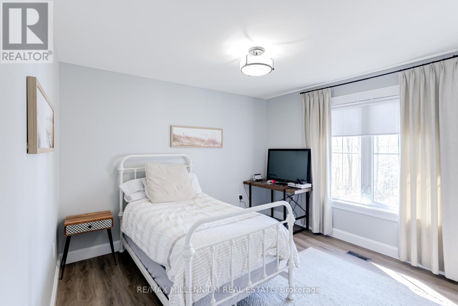 24 Rory Drive, Selwyn, Ontario  K0L 2H0 - Photo 23 - X12050308
