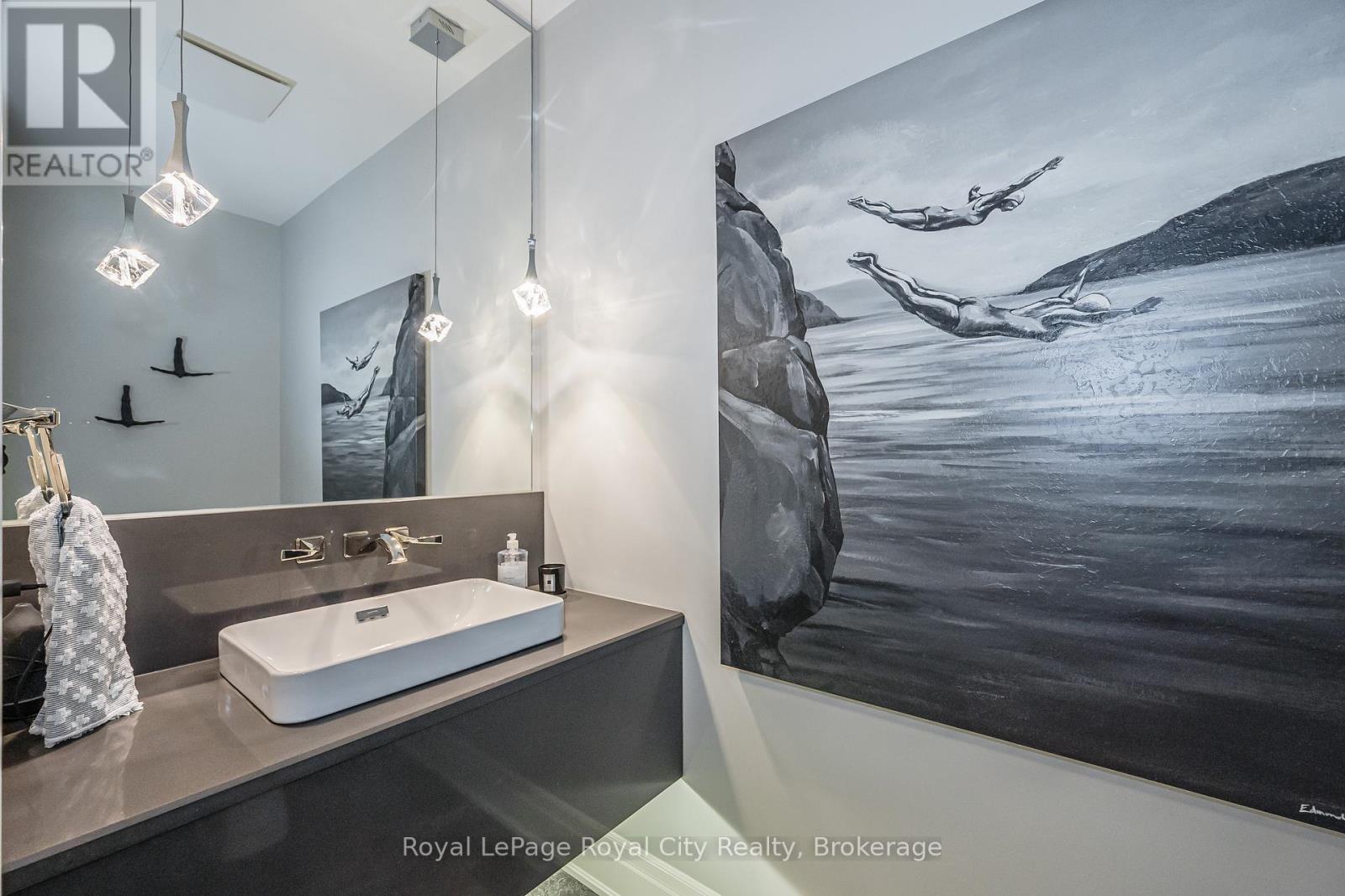 11 Hartfield Drive, Guelph/eramosa, Ontario  N1H 6J2 - Photo 26 - X12050347