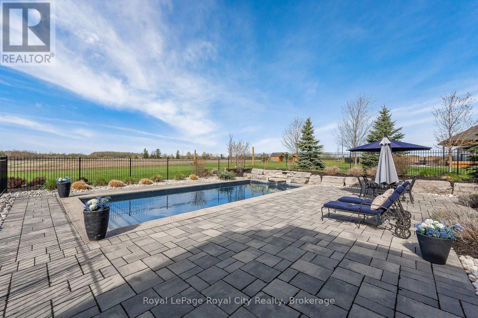 11 Hartfield Drive, Guelph/eramosa, Ontario  N1H 6J2 - Photo 40 - X12050347