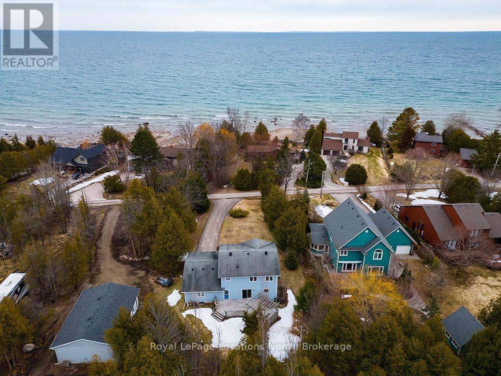 234 Lakeshore Road S, Meaford, Ontario  N4L 0A7 - Photo 3 - X12050357