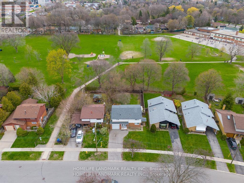Property at 103 OAKLEY BOULEVARD image 3