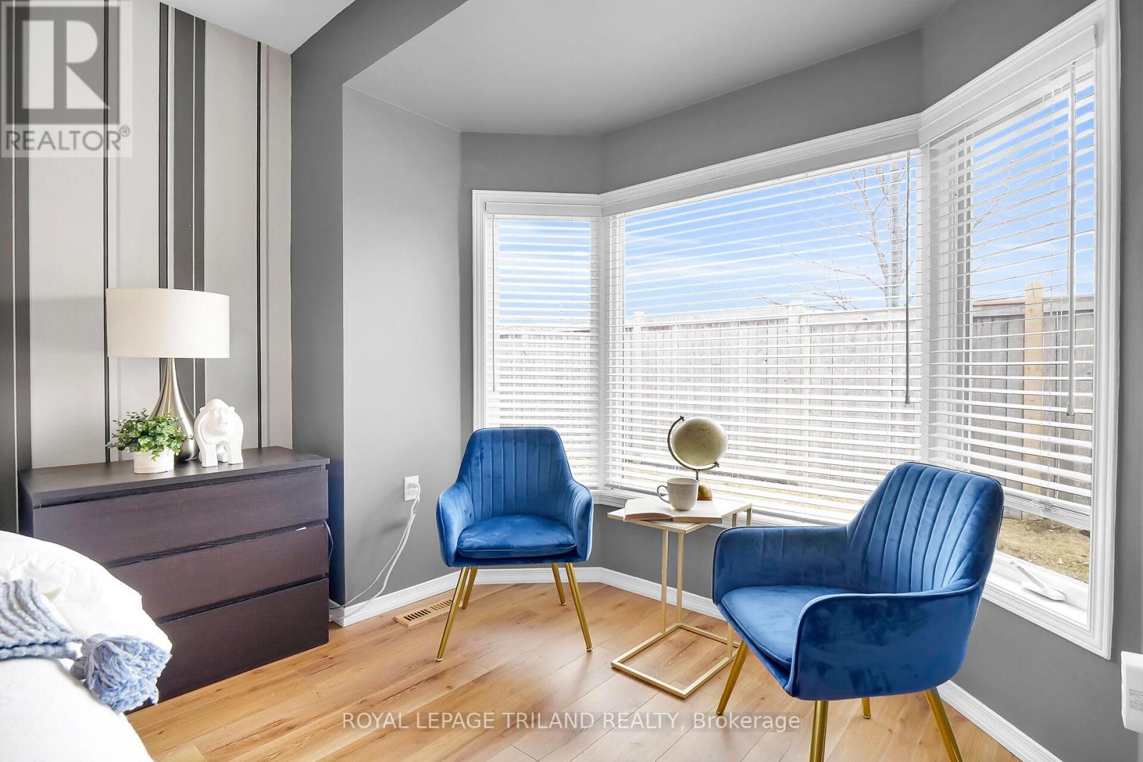 Photo 14 of 41 for 30 - 1555 Highbury Avenue N