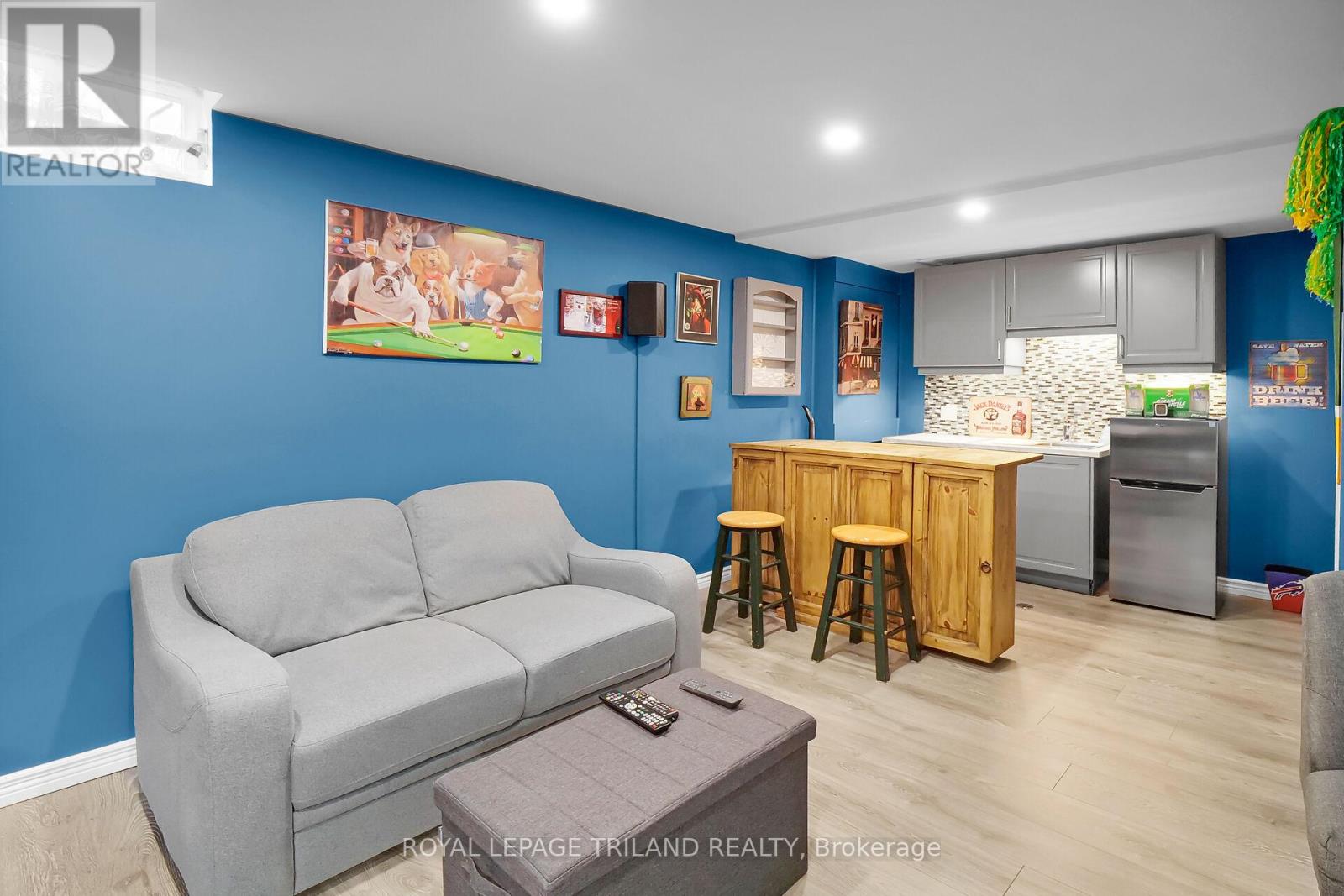 Photo 26 of 41 for 30 - 1555 Highbury Avenue N
