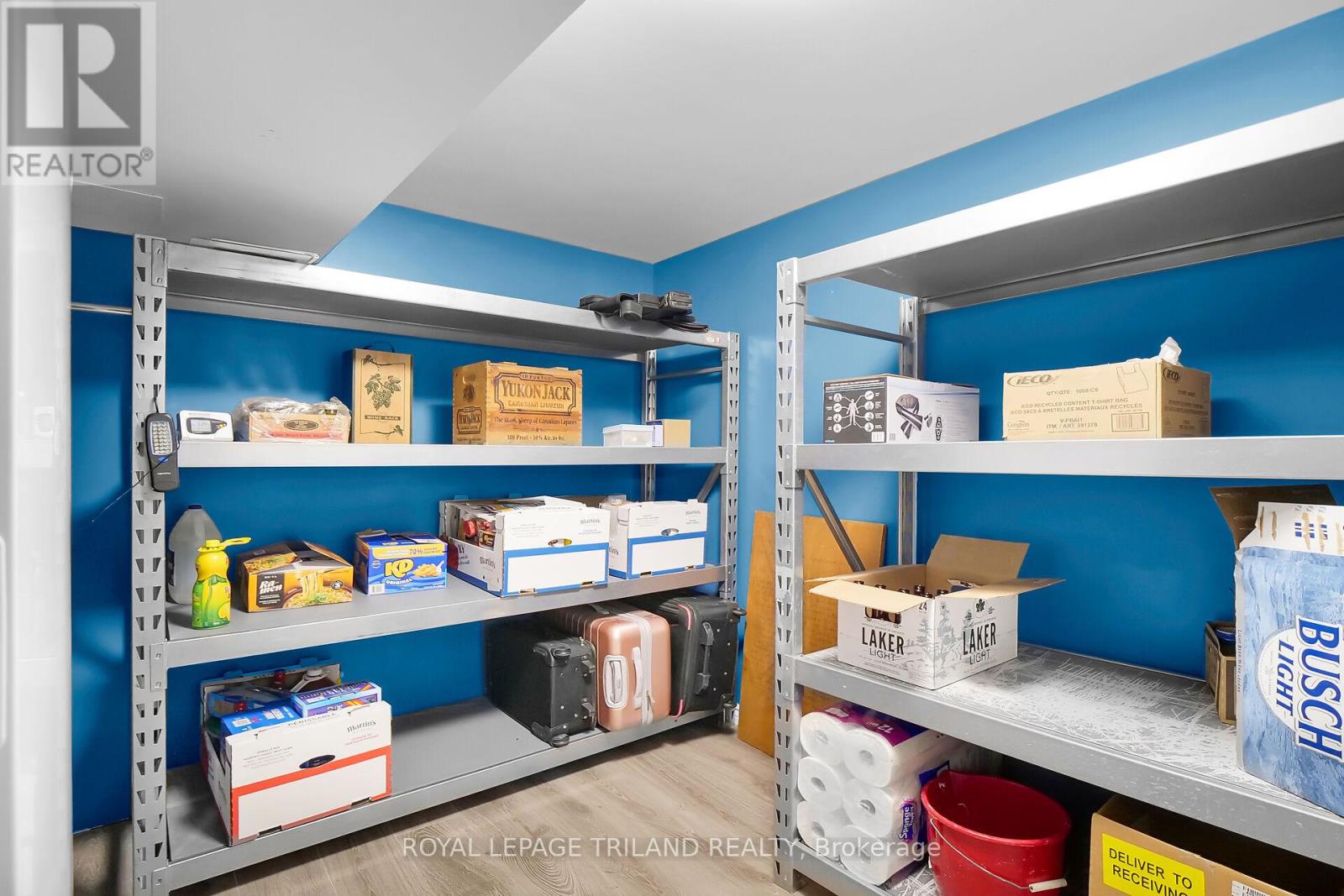 Photo 31 of 41 for 30 - 1555 Highbury Avenue N