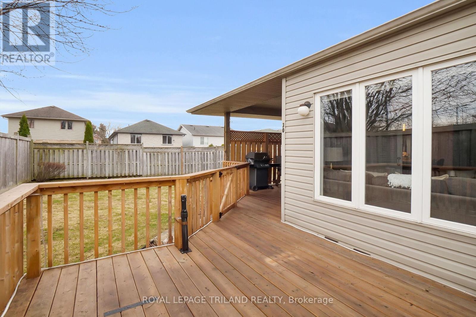 Photo 36 of 41 for 30 - 1555 Highbury Avenue N