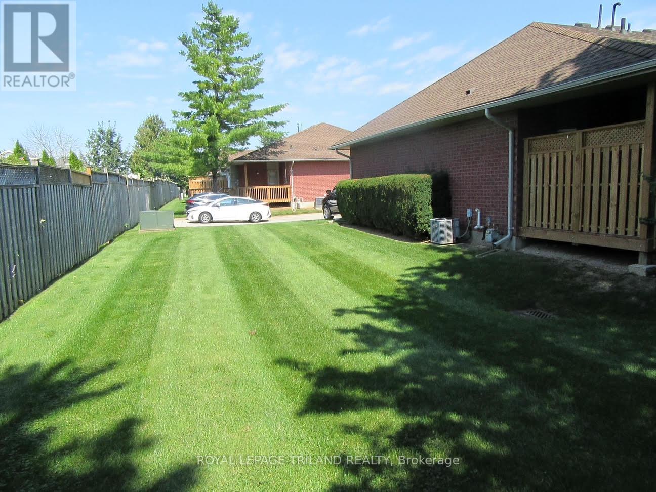 Photo 39 of 41 for 30 - 1555 Highbury Avenue N