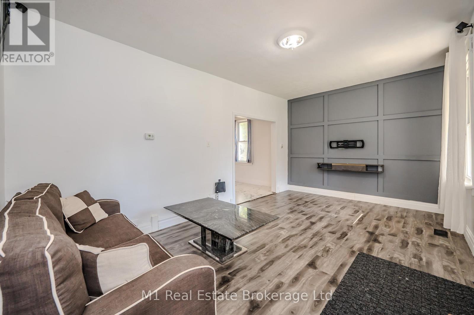 324 Edinburgh Road S, Guelph, Ontario  N1G 2K5 - Photo 10 - X12050425