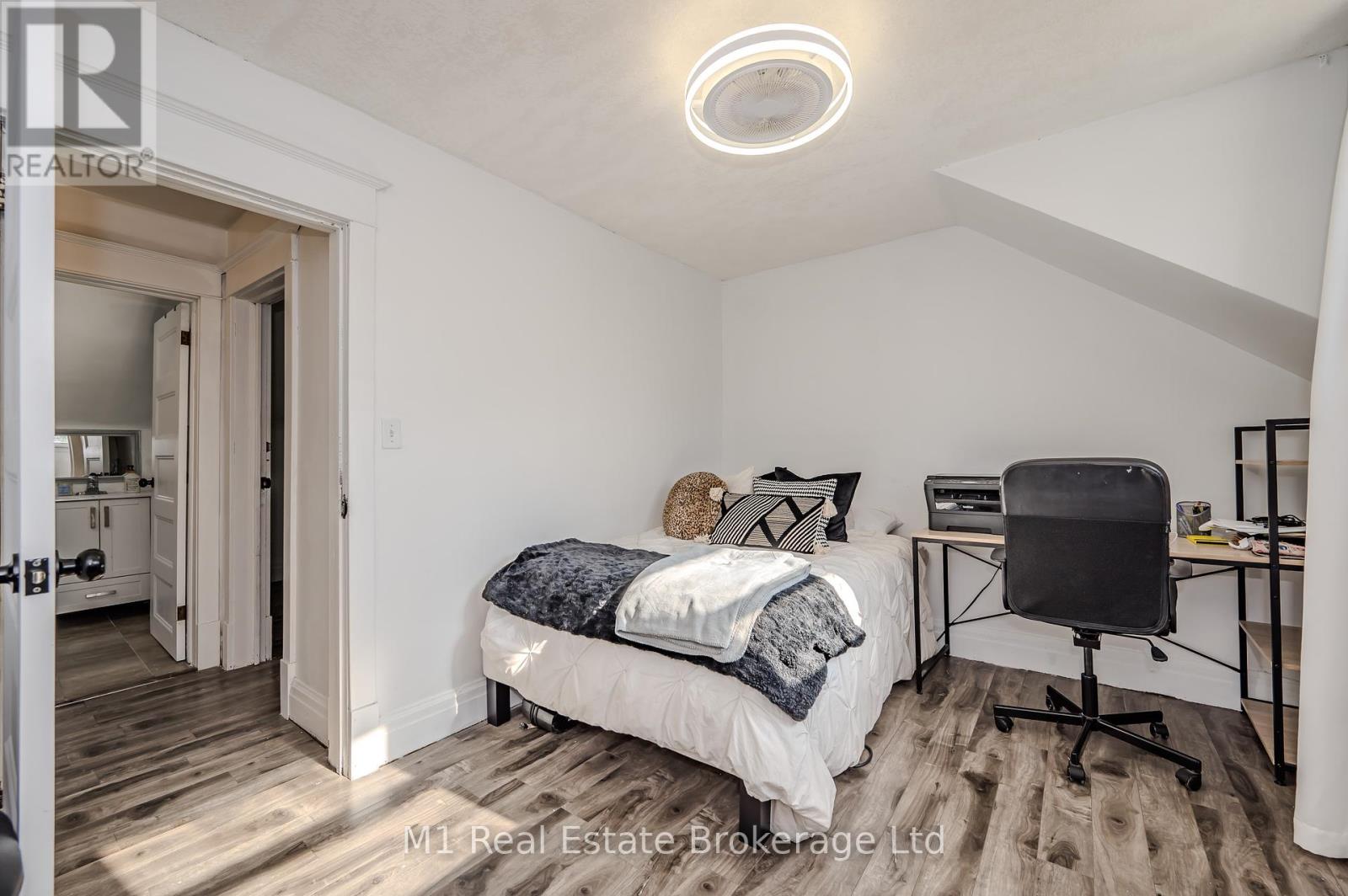 324 Edinburgh Road S, Guelph, Ontario  N1G 2K5 - Photo 18 - X12050425