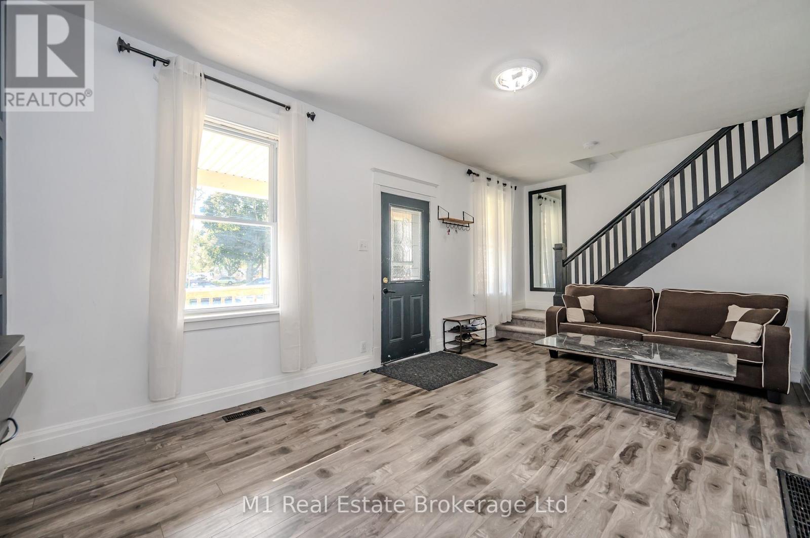 324 Edinburgh Road S, Guelph, Ontario  N1G 2K5 - Photo 8 - X12050425