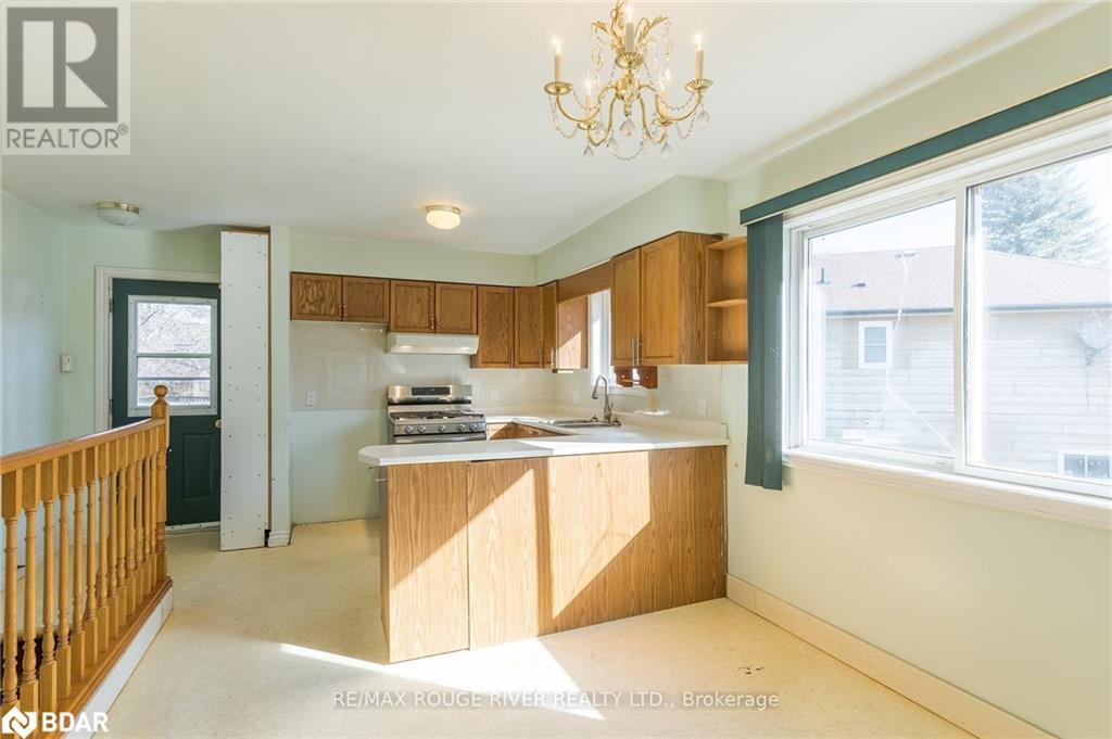 1087 Whitefield Drive, Peterborough, Ontario  K9J 7P4 - Photo 11 - 40711517