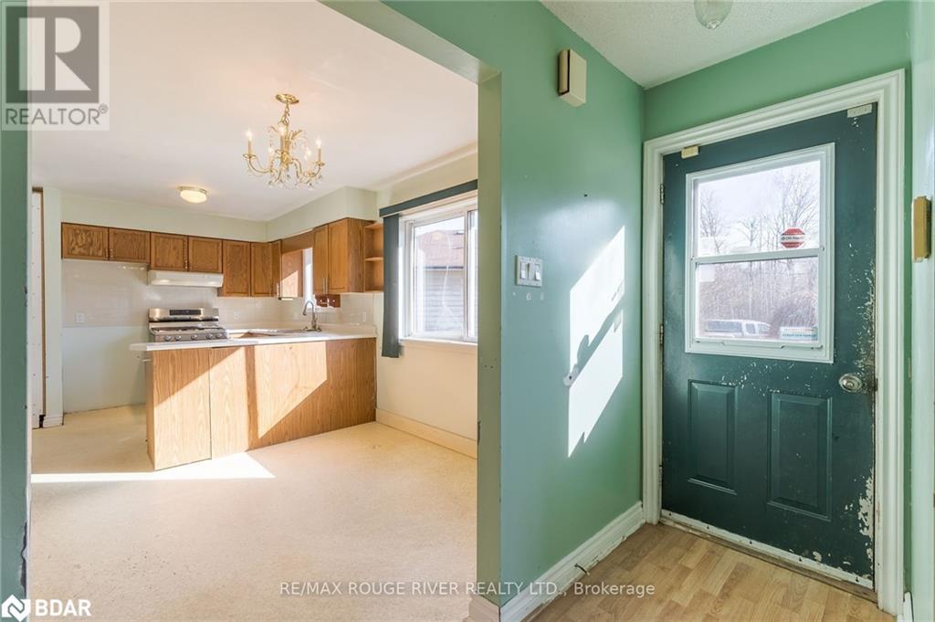 1087 Whitefield Drive, Peterborough, Ontario  K9J 7P4 - Photo 9 - 40711517