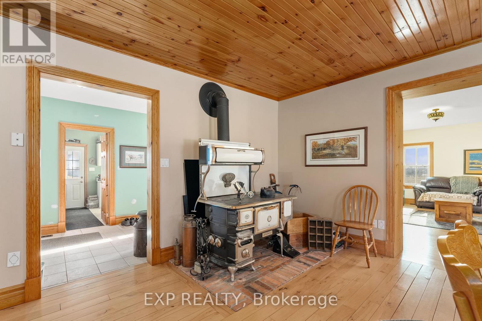 8923 Morning Glory Road, Georgina, Ontario  L0E 1N0 - Photo 20 - N12050409