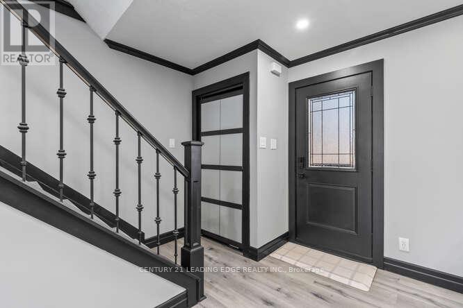 79 Breckenridge Crescent, London, Ontario  N6E 1H6 - Photo 6 - X12050426