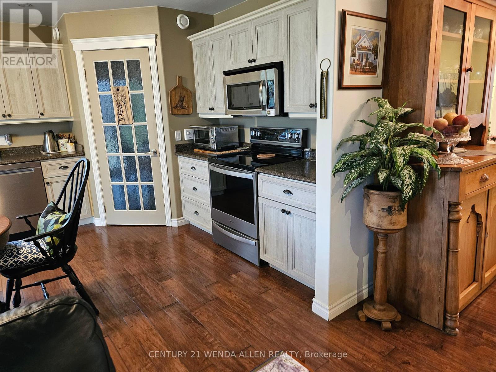 84 - 517 Stornoway Street, Huron-Kinloss, Ontario  N2Z 0A4 - Photo 17 - X12045364