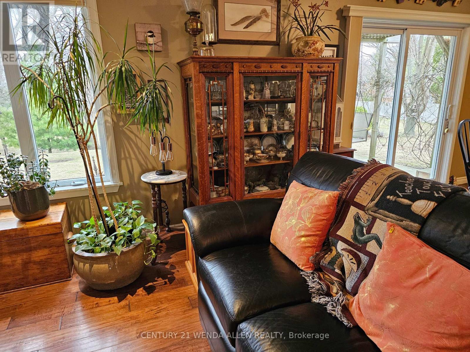 84 - 517 Stornoway Street, Huron-Kinloss, Ontario  N2Z 0A4 - Photo 9 - X12045364