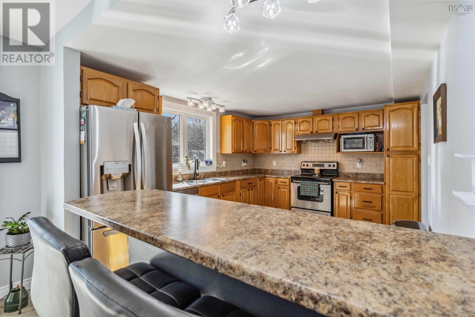 16 Briarlynn Crescent, Cole Harbour, Nova Scotia  B2V 1K6 - Photo 11 - 202506218