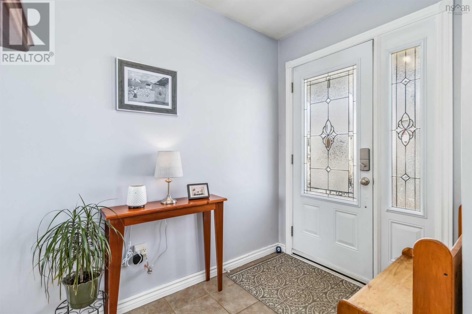 16 Briarlynn Crescent, Cole Harbour, Nova Scotia  B2V 1K6 - Photo 4 - 202506218