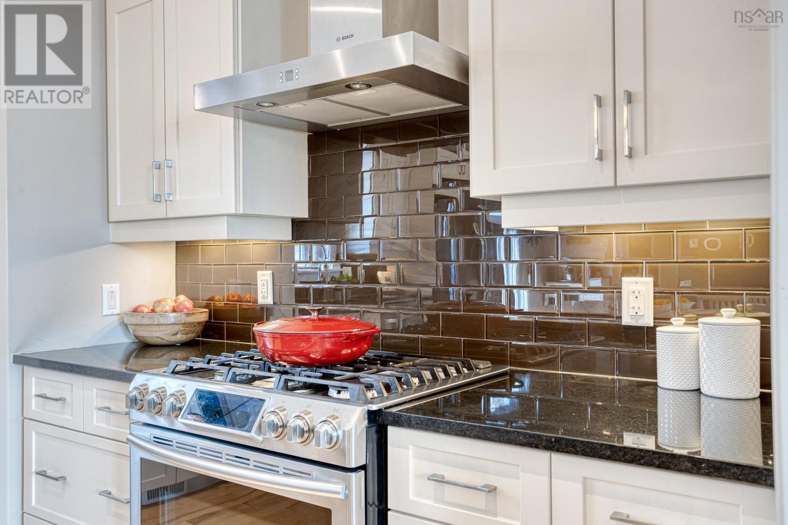 61 Cannon Terrace, Dartmouth, Nova Scotia  B3A 0A2 - Photo 11 - 202506219