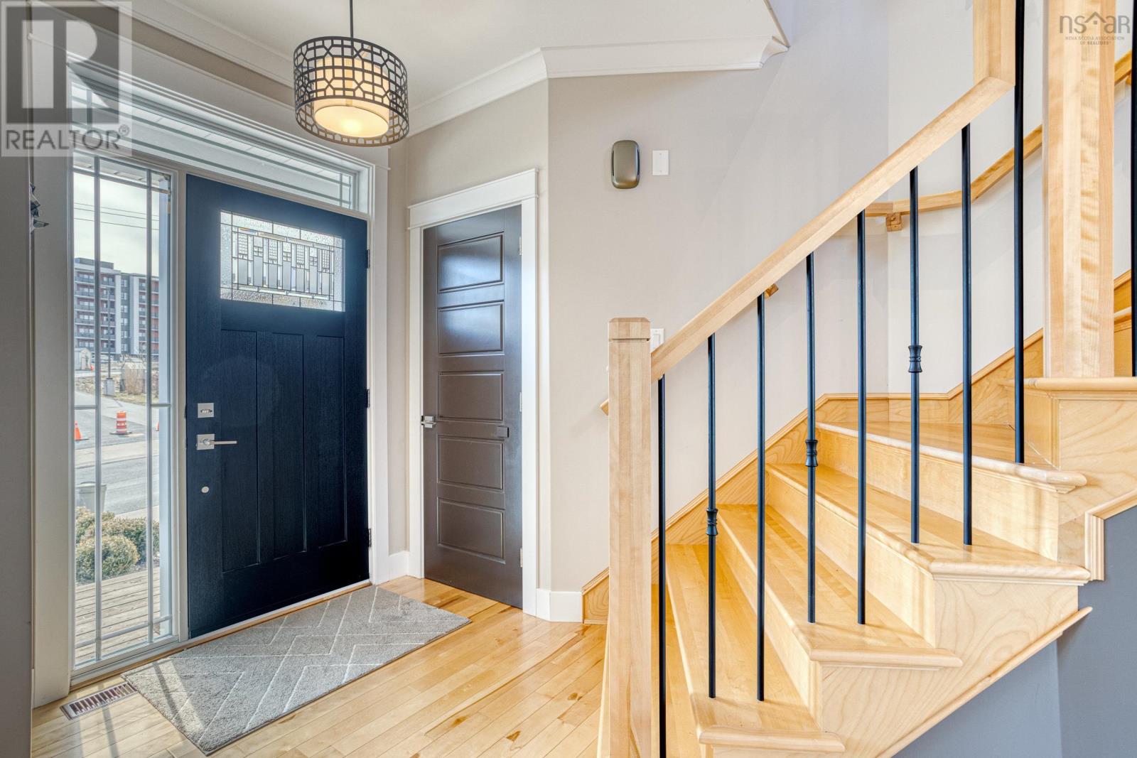 61 Cannon Terrace, Dartmouth, Nova Scotia  B3A 0A2 - Photo 2 - 202506219