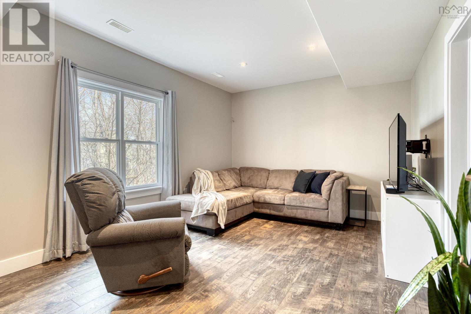 61 Cannon Terrace, Dartmouth, Nova Scotia  B3A 0A2 - Photo 39 - 202506219