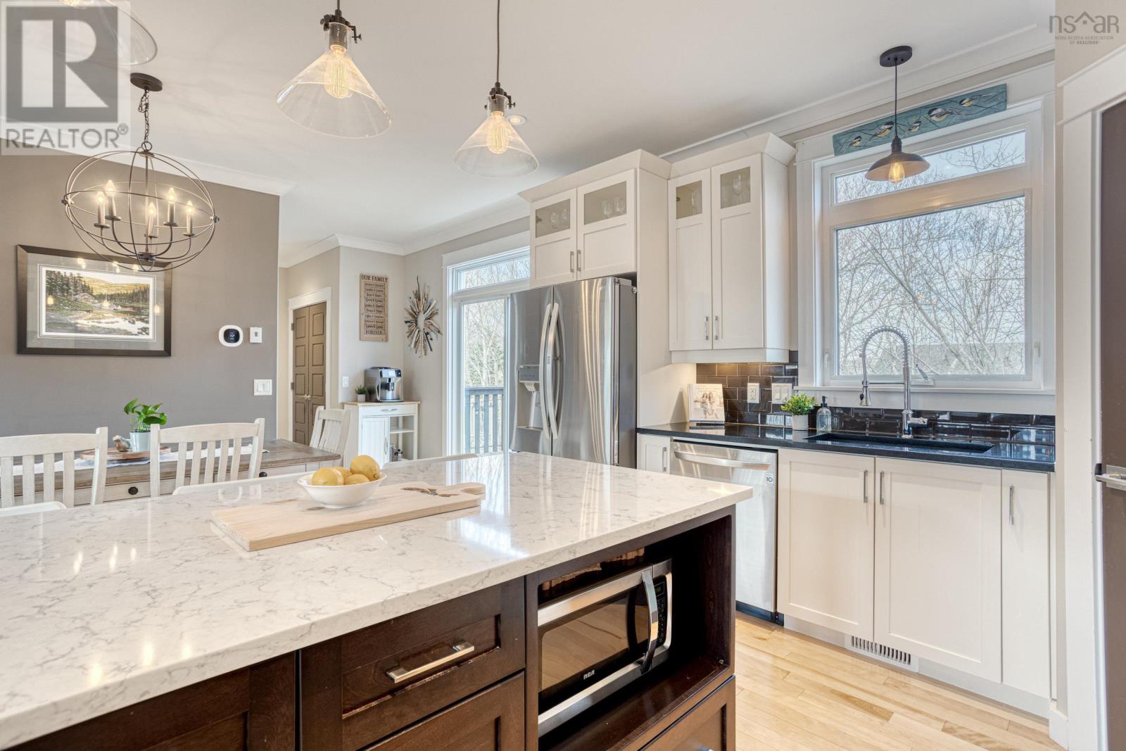 61 Cannon Terrace, Dartmouth, Nova Scotia  B3A 0A2 - Photo 9 - 202506219