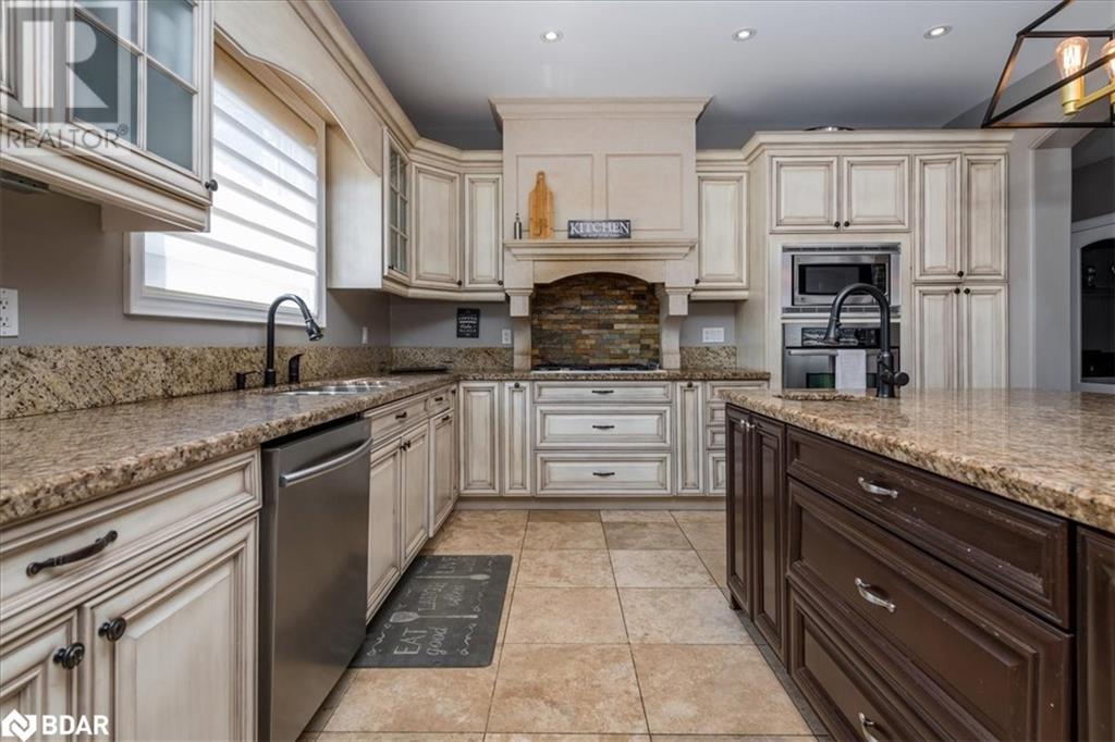 49 Hamilton Drive, Newmarket, Ontario  L3Y 3E7 - Photo 6 - 40711821
