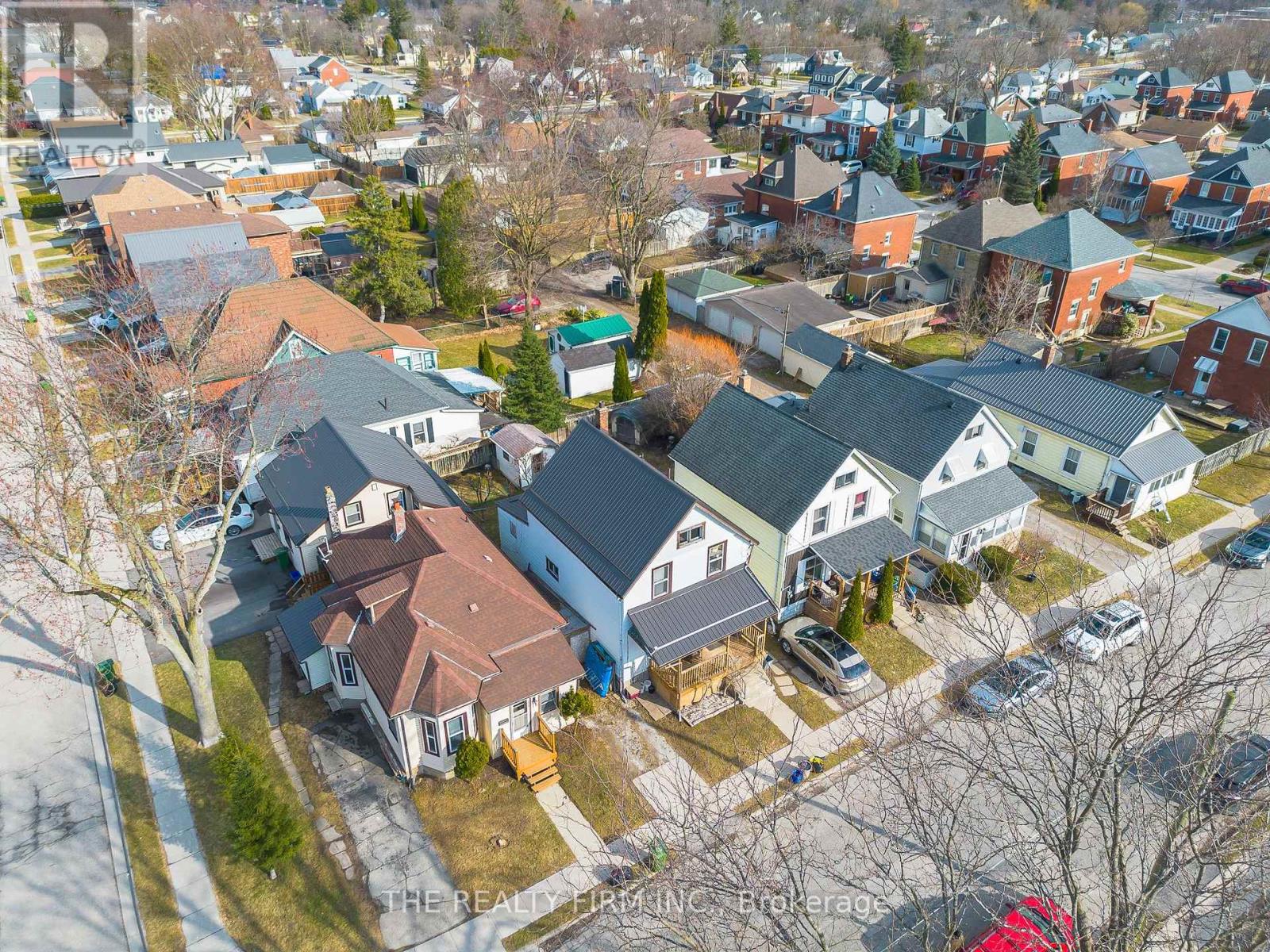 20 Fourth Avenue, St. Thomas, Ontario  N5R 4H2 - Photo 23 - X12050473