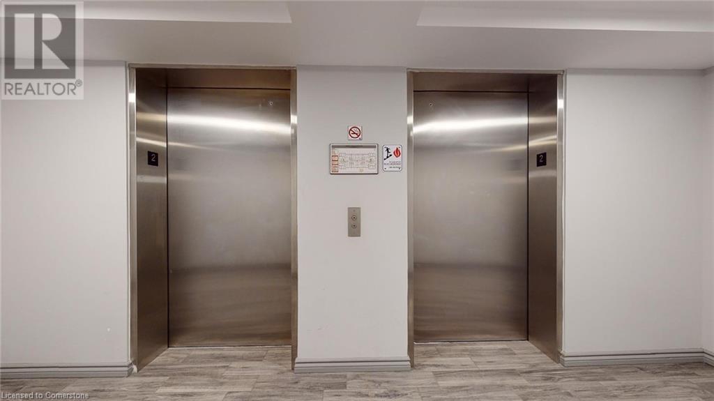 275 Larch Street Unit# B215, Waterloo, Ontario  N2L 3R2 - Photo 2 - 40711270