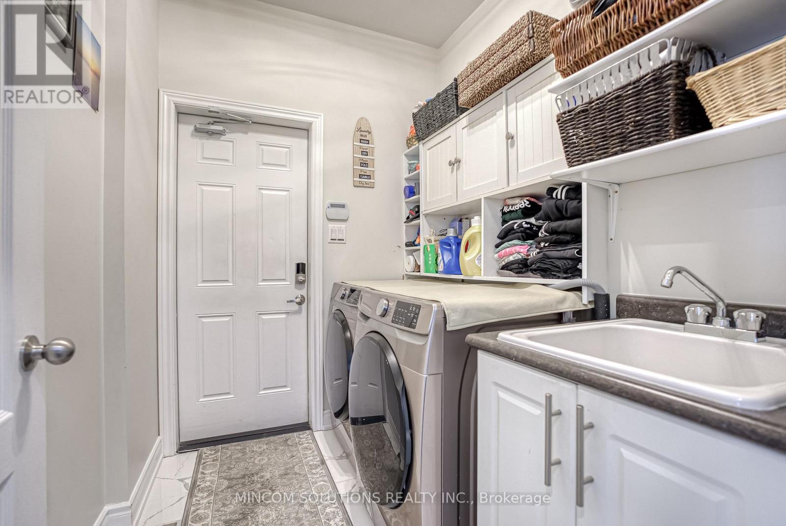 173 Blue Dasher Boulevard, Bradford West Gwillimbury, Ontario  L3Z 0H3 - Photo 12 - N12050448