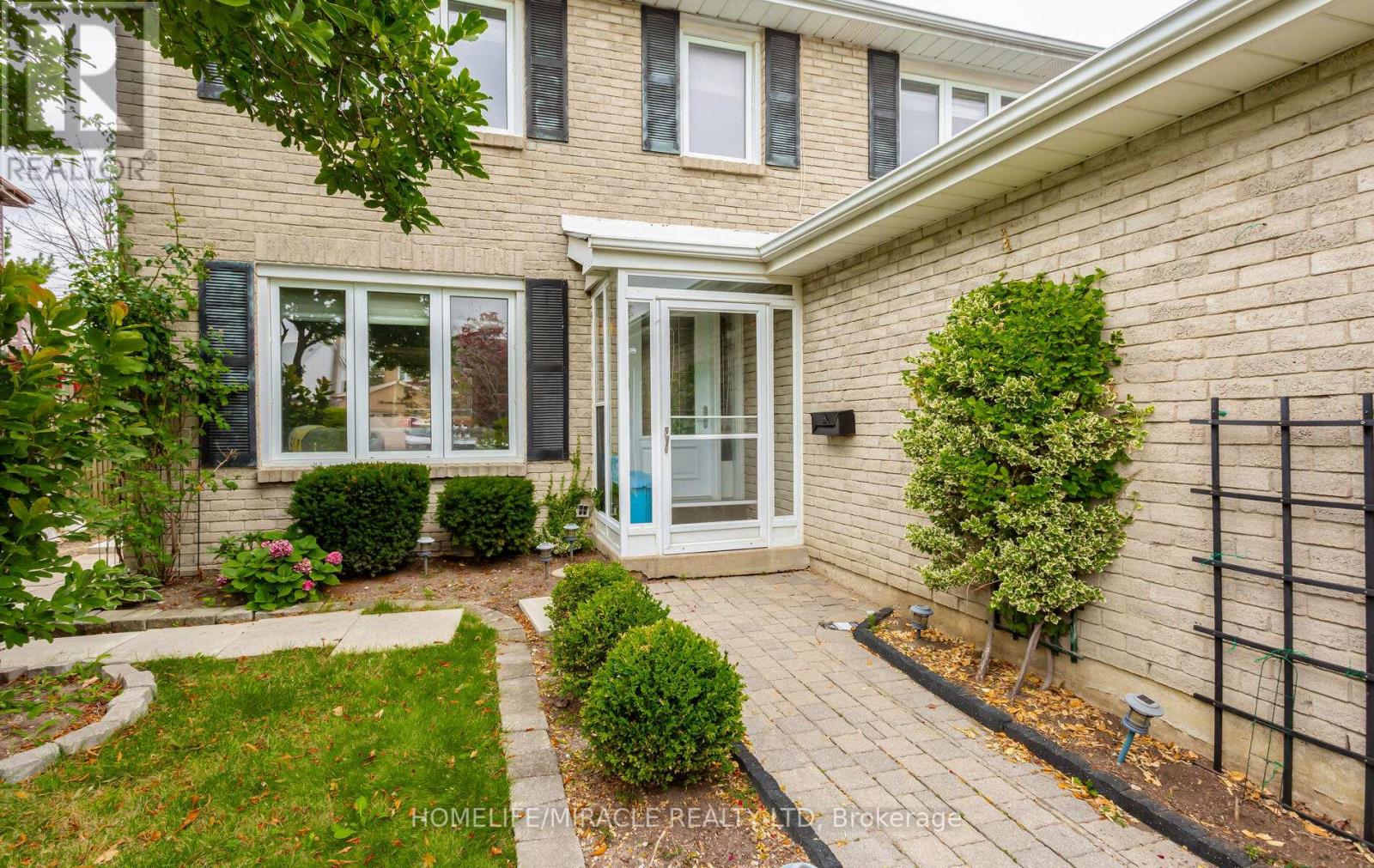 Property at 82 NORTHAMPTON STREET image 4