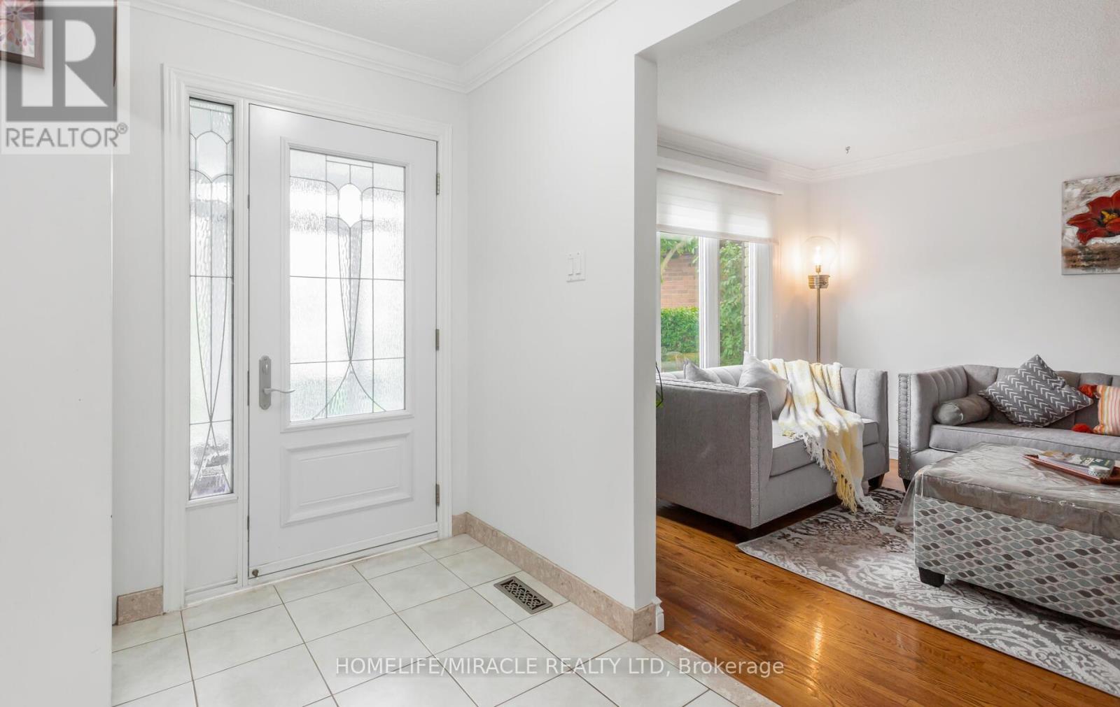 82 Northampton Street, Brampton, Ontario  L6S 3Y7 - Photo 6 - W12050066