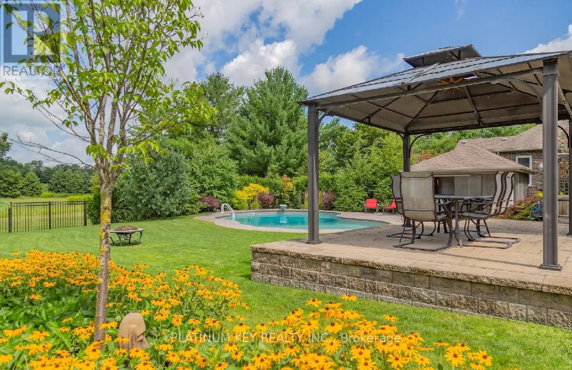 Photo 11 of 45 for 8522 Glendon Drive