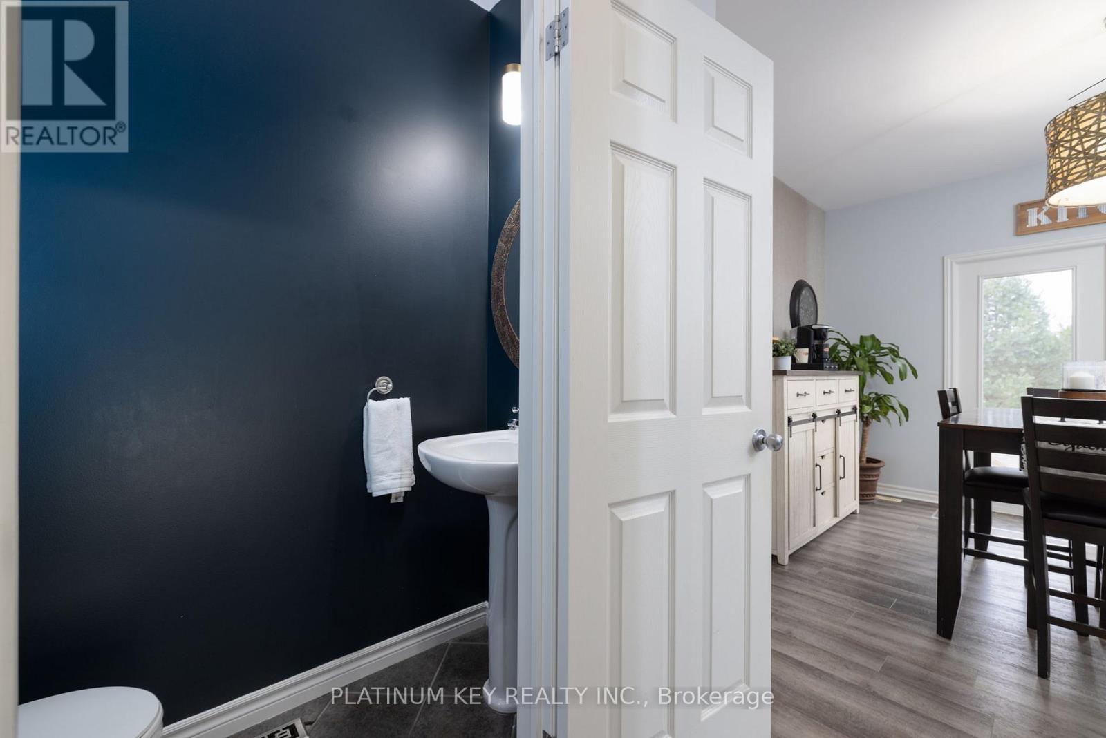 Photo 24 of 45 for 8522 Glendon Drive