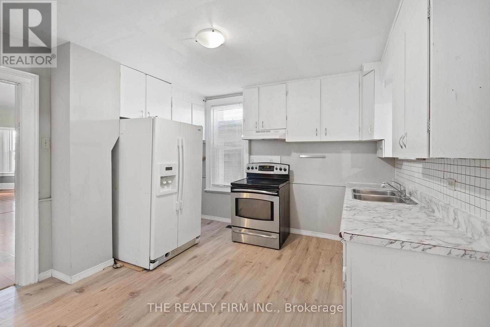 18 Fourth Avenue, St. Thomas, Ontario  N5R 4H2 - Photo 14 - X12050580