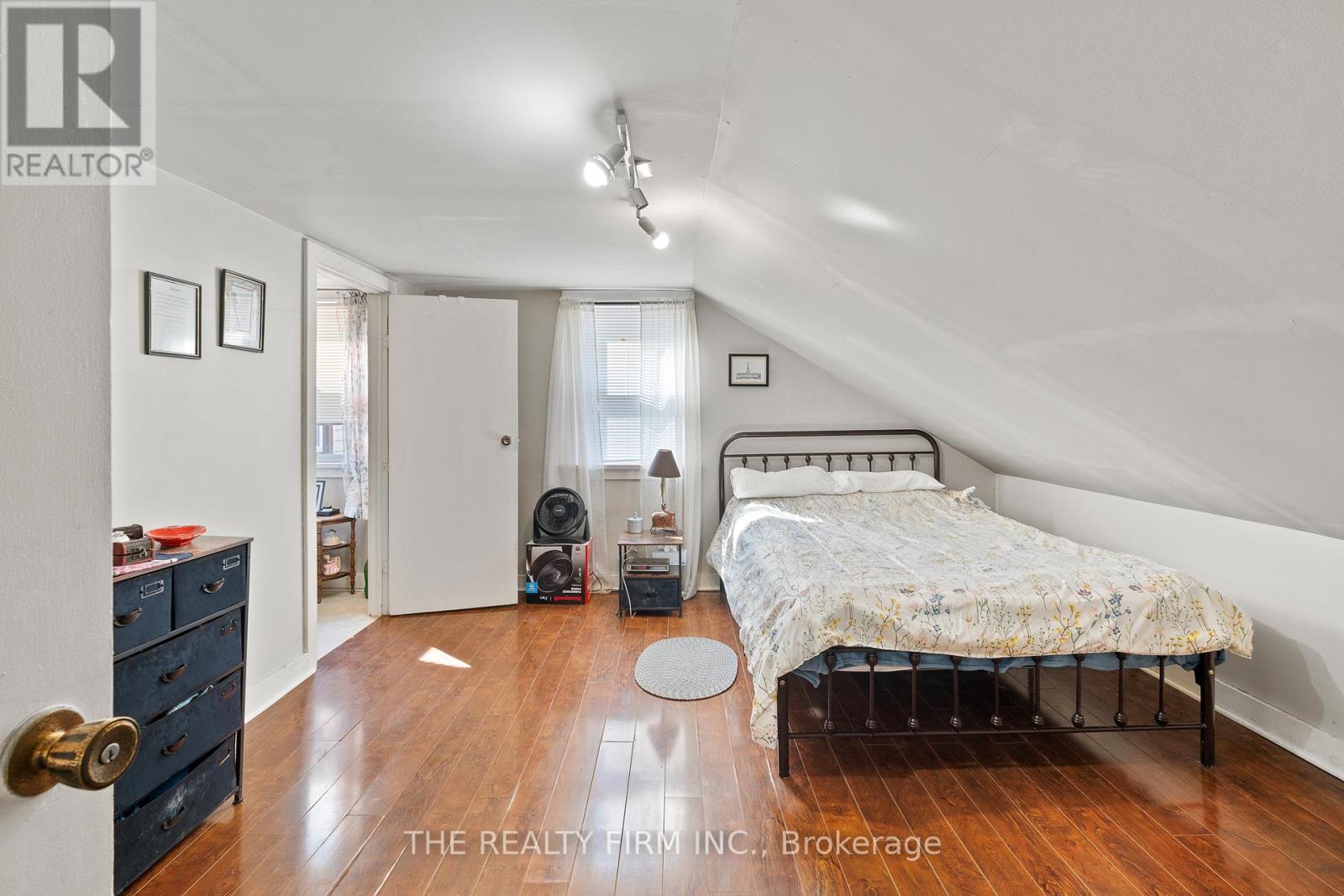 18 Fourth Avenue, St. Thomas, Ontario  N5R 4H2 - Photo 36 - X12050580