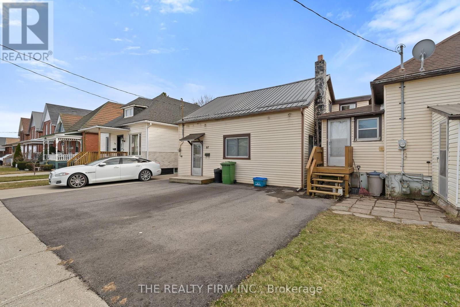 18 Fourth Avenue, St. Thomas, Ontario  N5R 4H2 - Photo 45 - X12050580