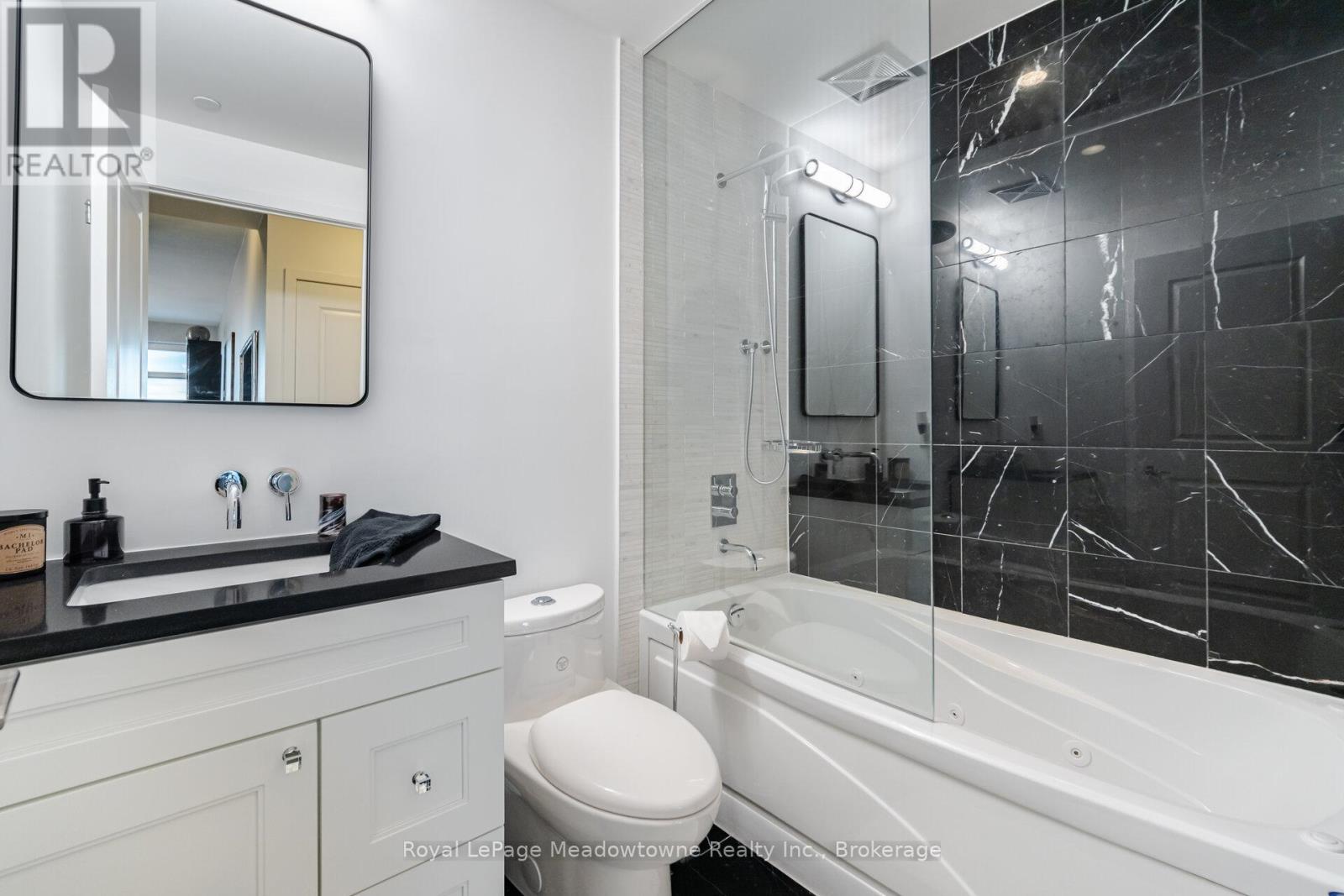 3504 - 33 Shore Breeze Drive, Toronto, Ontario  M8V 0G1 - Photo 17 - W12050565