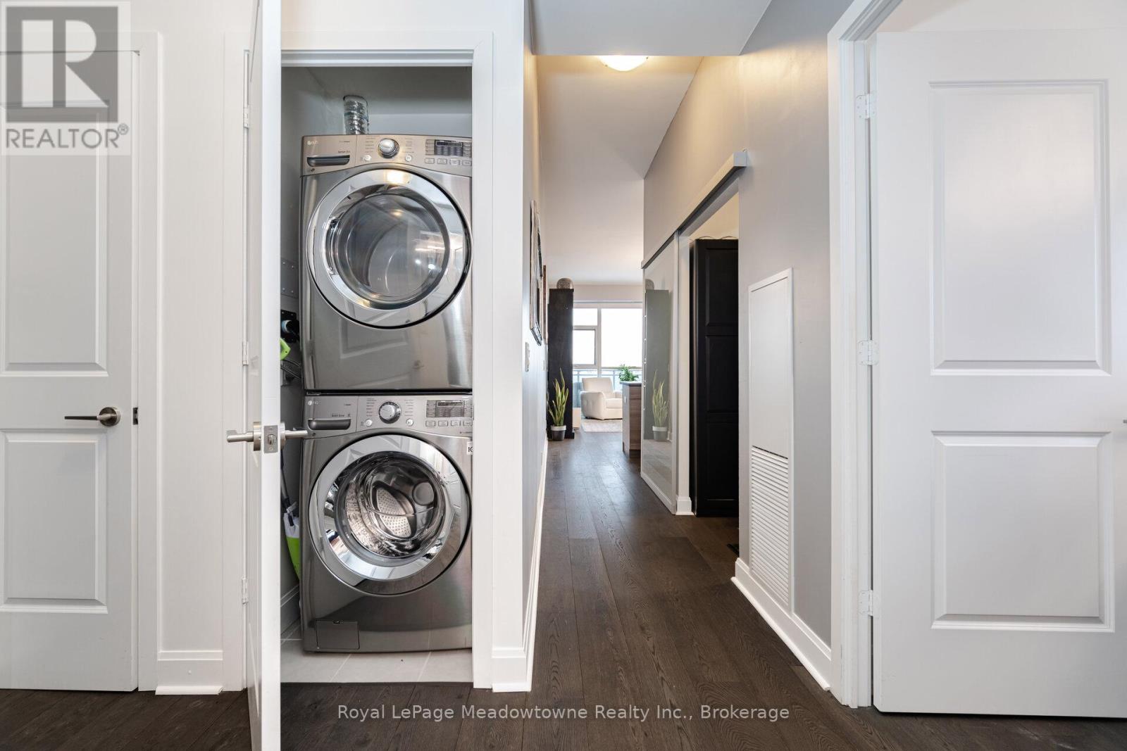3504 - 33 Shore Breeze Drive, Toronto, Ontario  M8V 0G1 - Photo 18 - W12050565