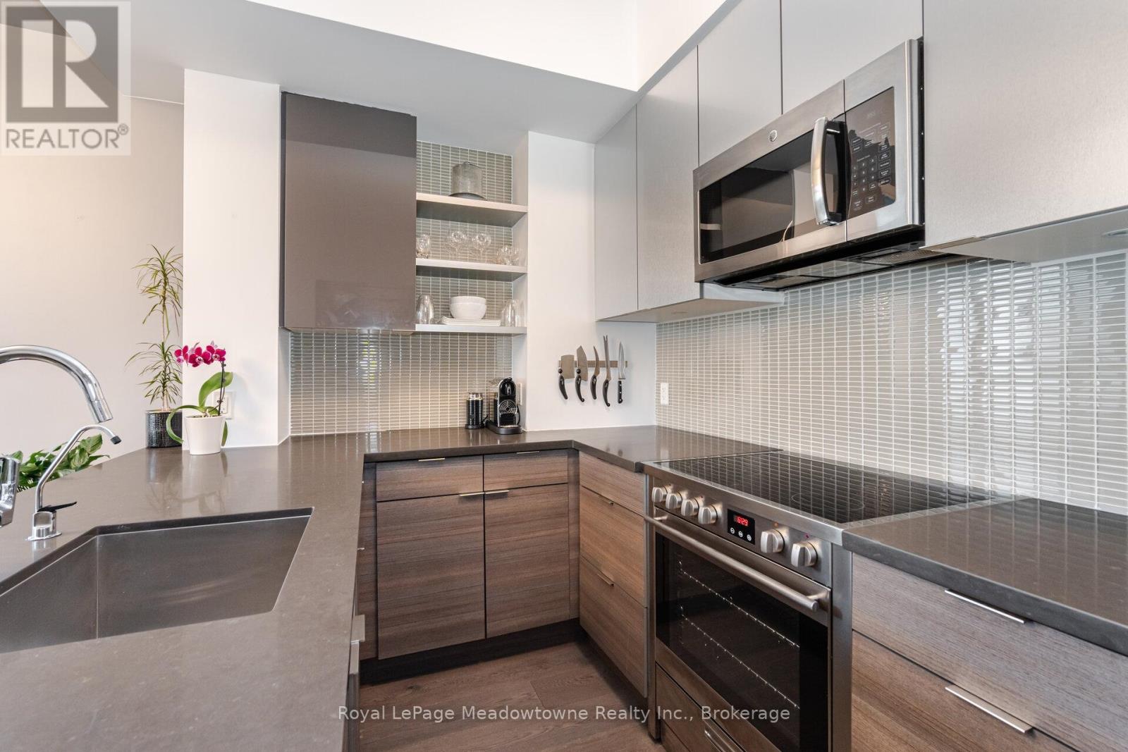3504 - 33 Shore Breeze Drive, Toronto, Ontario  M8V 0G1 - Photo 6 - W12050565