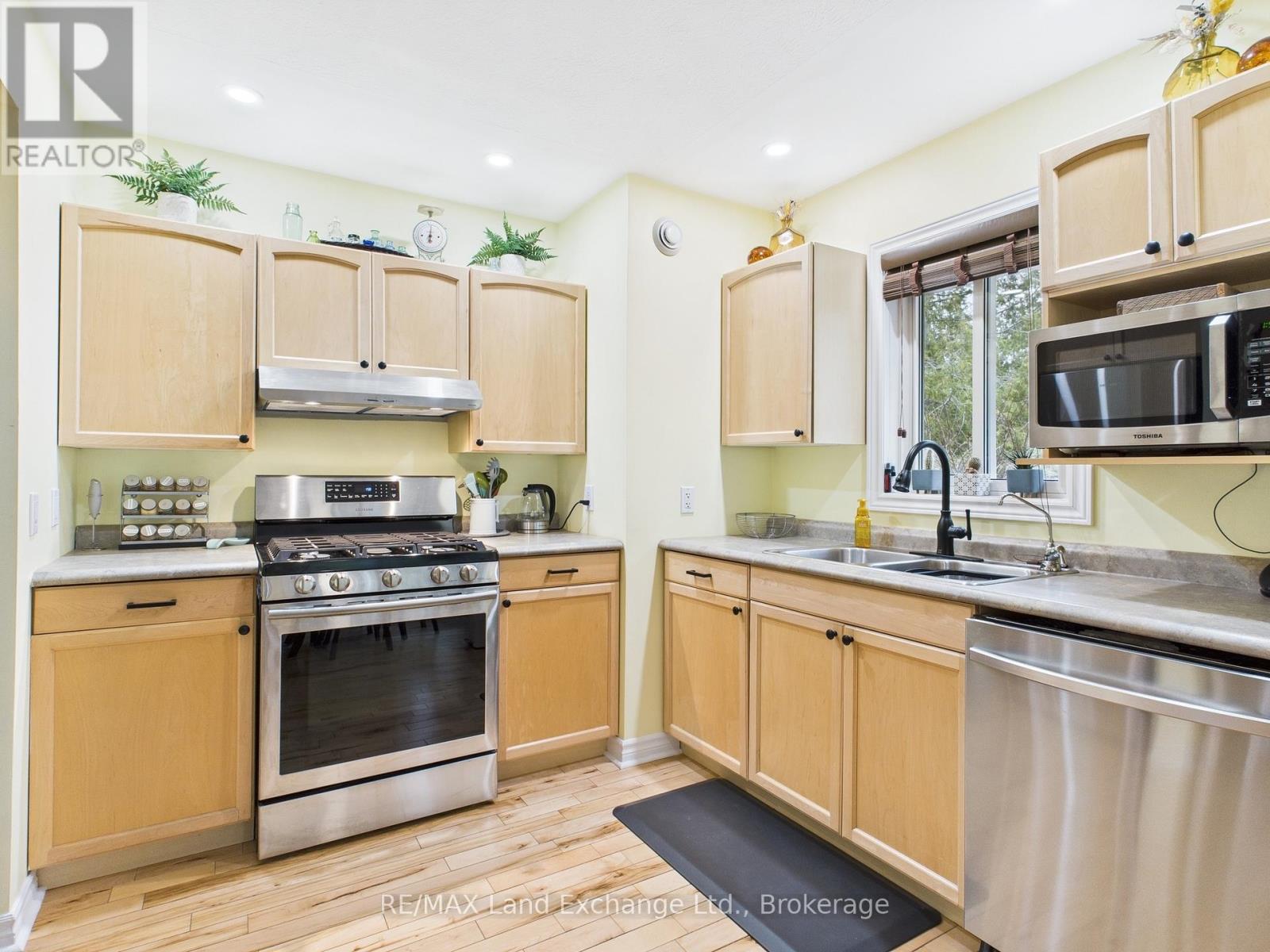 504 Fawn Ridge, Huron-Kinloss, Ontario  N0G 2R0 - Photo 16 - X11887742