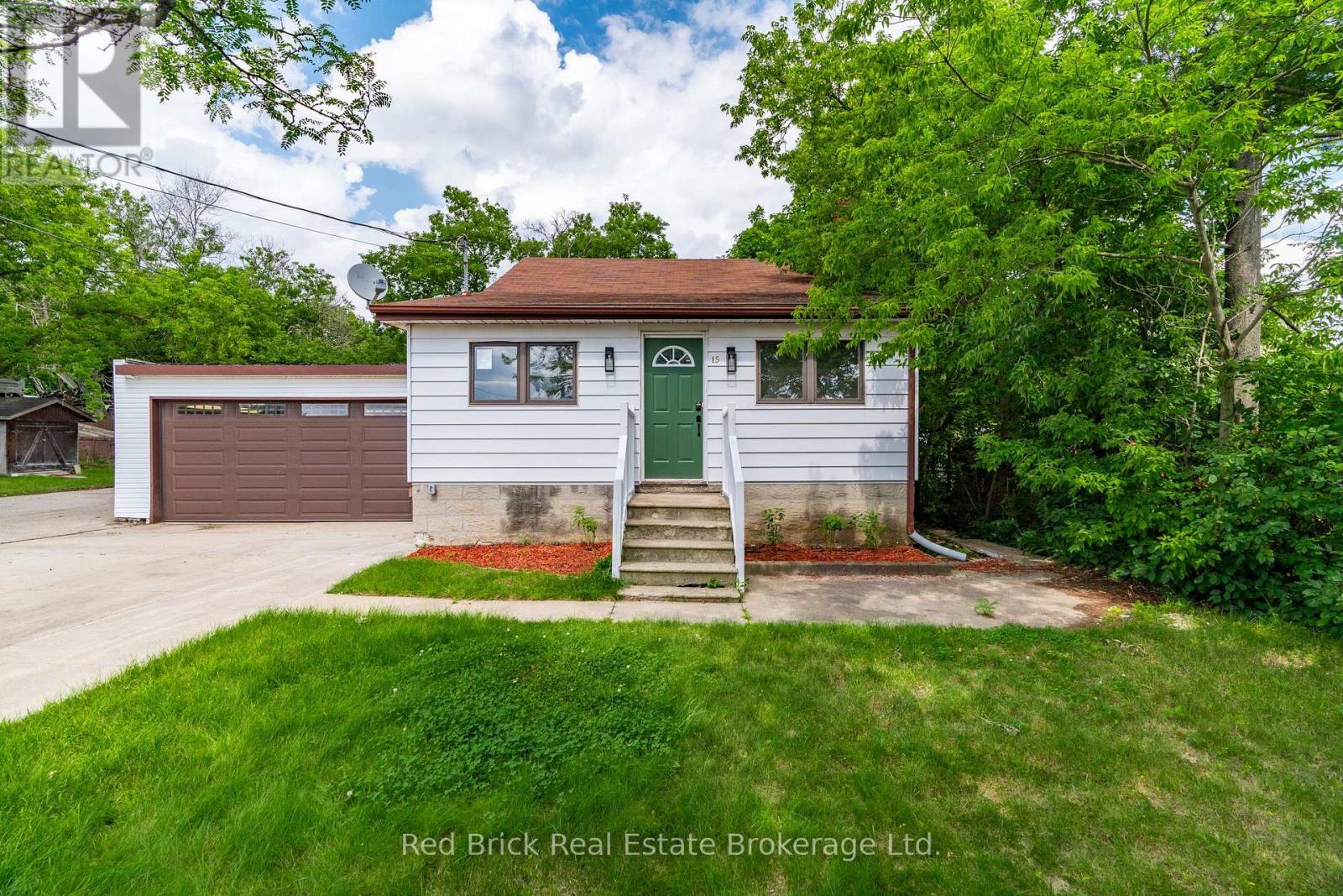 15 Clearview Street, Guelph, Ontario  N1E 6C4 - Photo 32 - X12050612