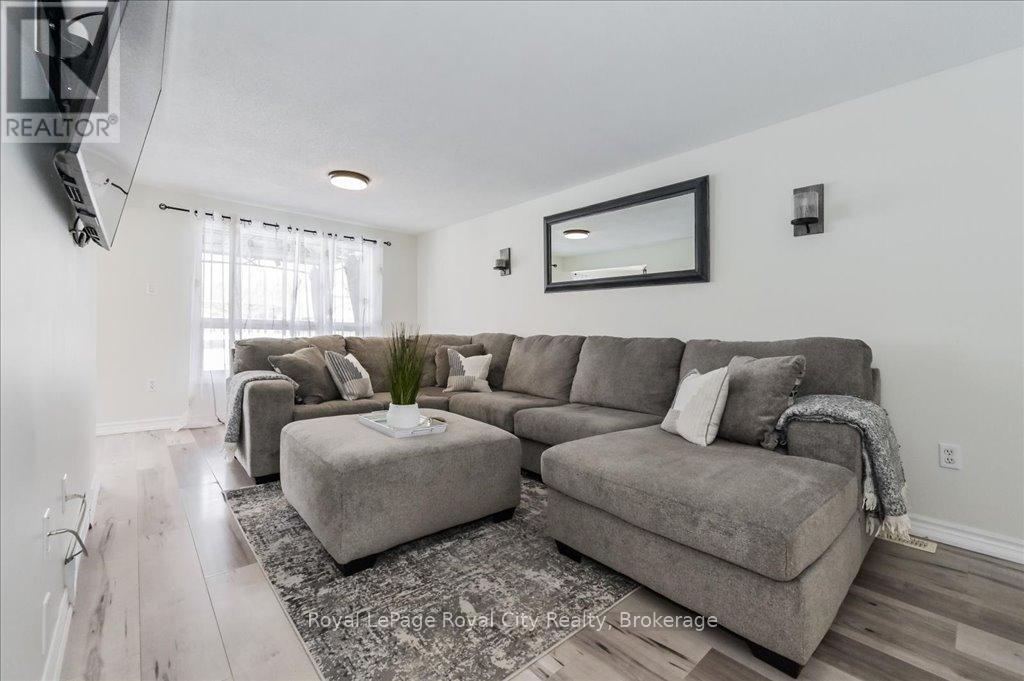 164 Tait Crescent, Centre Wellington, Ontario  N1M 3P5 - Photo 11 - X12050619