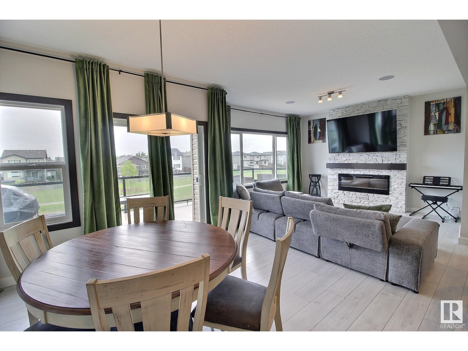 Property at 22 HARLEY WY image 4