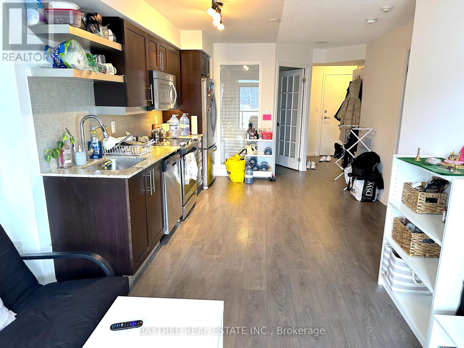1109 - 400 Adelaide Street E, Toronto (Moss Park), Ontario  M5A 4S3 - Photo 3 - C12050518